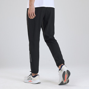<span class=keywords><strong>Pantaloni</strong></span> Sportivi <span class=keywords><strong>da</strong></span> <span class=keywords><strong>Uomo</strong></span> Ricamati, Leggeri, Traspiranti, Antipiega, Asciugatura Rapida, Produzione Personalizzata, Modello Baggy - Product Image 2