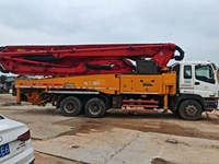 Camion pompe à béton hydraulique diesel d'occasion Sany SY5320THB avec châssis Isuzu et flèche de 49 m pour projets de construction