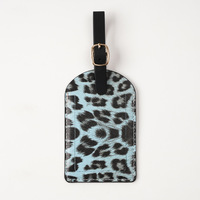Ensemble de porte-passeport en PU motif léopard multicolore avec logo personnalisé, pochette pour documents de voyage, pince à billets et étiquette de bagage – Collection Beauté Sauvage