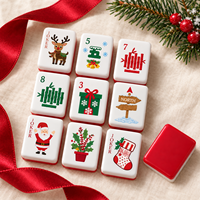 Jeu de Mahjong Américain de Noël : Tuiles en Acrylique à Dos Rouge, Design Festif pour Soirées Familiales Chaleureuses