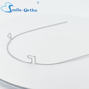 Retentor Ortodôntico Envolvente Hawley para Tratamento de Espaço de Adução - Product Image 3