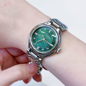 Reloj de Lujo Avanzado con Movimiento Mecánico Automático, Esfera de Nácar, Calendario, Resistente al Agua para Uso Diario, Longines - Product Image 3