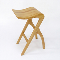 Tabouret de bar confortable au design minimaliste moderne, chaise haute en bois massif pour la maison ou les bars et restaurants