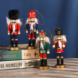 <span class=keywords><strong>Quatre</strong></span> pendentifs d'arbre de noël peints à la main de 12cm, décorations de noël, cadeaux <span class=keywords><strong>casse</strong></span>-<span class=keywords><strong>noisette</strong></span> en bois - Product Image 6