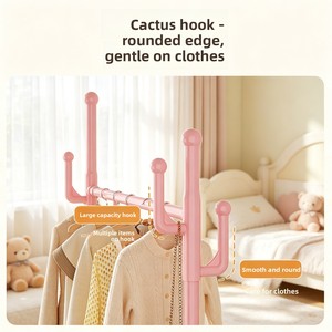 Porte-vêtements sur pied moderne et minimaliste avec roulettes, séchoir portable pour chambre, <span class=keywords><strong>dressing</strong></span>, balcon, intérieur - Product Image 3