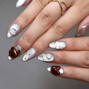 Oferta Especial de Invierno y <span class=keywords><strong>Navidad</strong></span>: <span class=keywords><strong>Uñas</strong></span> Acrílicas de Presión con Diseño 3D de Ojo de Gato Plateado, <span class=keywords><strong>Oso</strong></span>, Copo de Nieve y Estrella, Forma Almendrada, Cortas, 10 Piezas, Venta al por Mayor - Product Image 3