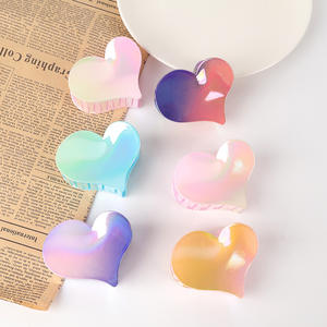 Pinzas de Pelo con Forma de Corazón al por Mayor, Pinzas de Pelo de Plástico Modernas, Sencillas y Elegantes - Product Image 1