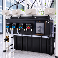 Système hydroponique de jardin intelligent d'intérieur avec réservoir d'eau et lampes de culture LED dédiées pour légumes, fruits et fleurs
