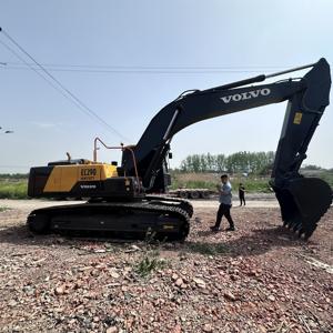 Excavatrice d'occasion Volvo EC290 30 tonnes Grande excavatrice sur chenilles Grand tracteur hydraulique lourd Faible nombre d'heures d'utilisation Original en stock pour le terrassement - Product Image 2