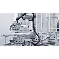 Cobot de palettisation avec bras intégré AGV mobile, charge utile de 20 kg, avec pince à vide pour la préhension de divers articles