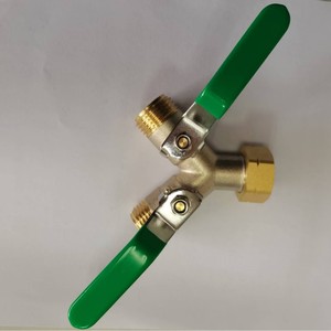 <span class=keywords><strong>tuyau</strong></span> d'arrosage 3/4 "collecteur de <span class=keywords><strong>tuyau</strong></span> extérieur résistant au gel antirouille <span class=keywords><strong>robinet</strong></span> à vanne 2 voies laiton nickelé robuste - Product Image 4