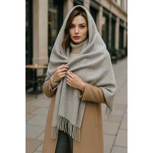 Bufanda de Lana con Borlas Color Café para Mujer, 45x200 cm, Logotipo Personalizado, Estampado Jacquard, Bufanda Larga de Invierno, Estilo Liso - Product Image 3