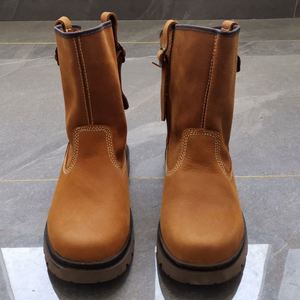 Retro Style Autumn and Winter High Top Thick Soled Leather Boots Outdoor Outdoor Safety Boots Non Slip High Quality <b>Crafted</b> - Product Image 4