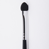 Dongshen Private Label Einzelner Make-up-Pinsel aus Pferdehaar, Lidschattenpinsel, veganer Schwamm-Kosmetikpinsel Hebei DM-DR1254
