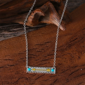 قلادة ذهبية على شكل سهم بوهيمي مع حجر الفيروز - Product Image 4