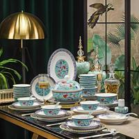 Service de table en porcelaine à motif « Ruyi » de 68 pièces - Vaisselle de luxe turquoise Famille Rose avec un design porte-bonheur pour la maison et l'hôtel