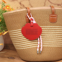 Porte-clés en cuir PU perforé élégant de haute qualité, pendentif de sac portable et durable, ornement quotidien pour sac à dos et fourre-tout