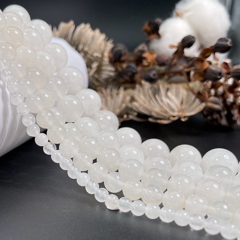 White Jade Beads – Polished Round Gemstone Strand (15 in., 4–12 mm