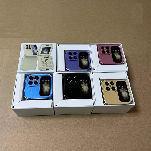 Factory Wholesale Mini Phone I17 PRO Dual SIM Card Fold Mobile Phone 2G Network Video Player Mini Size Folding Feature Phone