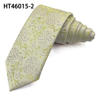 Cravate sur mesure en polyester tissé vert et bleu, motif hortensia, pour homme