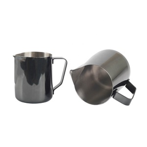 Pichet à mousse de lait en acier inoxydable 10oz, design minimaliste, accessoire durable pour le café et le thé - Product Image 4