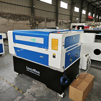 Machine laser CO2 industrielle 300W, commande Ruida, refroidissement par eau, haute précision pour le bois, le papier, la signalétique, le mobilier, l'emballage, les matériaux non métalliques