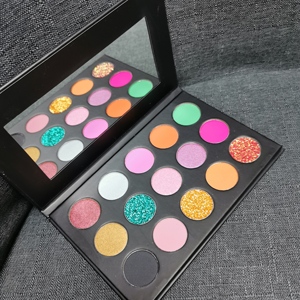 La costumbre profesional duradera maquillaje brillo 18 color <span class=keywords><strong>de</strong></span> sombra <span class=keywords><strong>de</strong></span> ojos paleta <span class=keywords><strong>de</strong></span> sombra <span class=keywords><strong>de</strong></span> ojos mate - Product Image 5