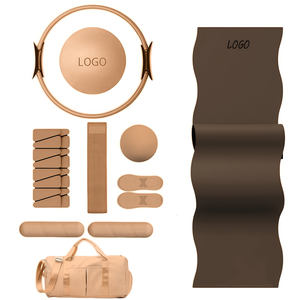 Kit de fitness personnalisé avec logo : ballon de yoga, anneau de Pilates, poids de cheville en silicone, bande de résistance pour étirements, kit de Pilates - Product Image 1