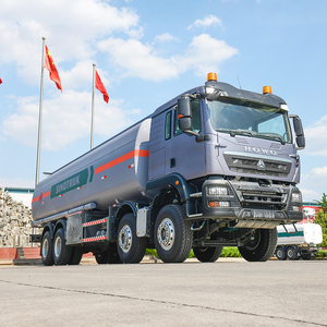 Camion-citerne Sinotruk HOWO TX 8X4 30000L 30CBM, 12 roues, transport de carburant diesel, 400HP - Product Image 6