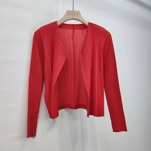 Abrigo Casual de Mujer, Elegante, Negro, Delgado, de Alta Calidad, con Pliegues, Manga Larga, Ecológico, Transpirable, Antiencogimiento, 100% Poliéster - Product Image 6