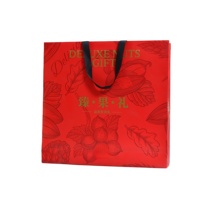 Top Handle Eco-friendly Kraft Paper Bags Custom Logo Printing Luxury Packaging Coated Fancy Paper Embossed Custom Color