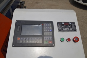 Macchina da taglio al <span class=keywords><strong>Plasma</strong></span> <span class=keywords><strong>CNC</strong></span> da tavolo per lamiera con testa di perforazione - Product Image 4