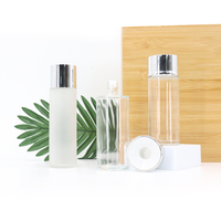 Flacon de toner cosmétique de luxe personnalisé 100ml 150ml 200ml, flacon en verre givré pour soins de la peau du visage avec bouchon à vis doré ou argenté