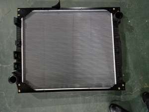 หม้อน้ำอะลูมิเนียมคุณภาพสูง XD325 สำหรับรถยนต์เมอร์เซเดส-เบนซ์ SK/<span class=keywords><strong>MK</strong></span> ปี 1987-1996 OEM 6525014401 รับประกัน 1 ปี จากประเทศจีน - Product Image 3