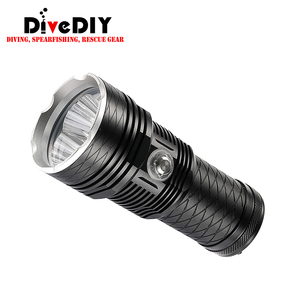 Linterna de Buceo Recargable de <span class=keywords><strong>3000</strong></span> Lúmenes, Linterna de Buceo LED XHP70.2 con Soporte - Product Image 6