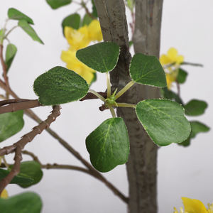 Qihao 5,7 pieds Arbre artificiel à fleurs jaunes en pot, Plante artificielle d'amandes vertes, Faux arbre à fleurs d'abricot pour la décoration intérieure et extérieure - Product Image 6