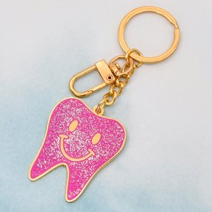 China Manufacturers Zinc Alloy Metal Keyring Custom Personalized Shape Tooth Palm Soft Hard Enamel Keychains