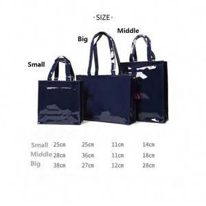 Bolsa de Mano Impermeable con Logotipo Personalizado, Estampado de Verano, Cierre de Cremallera, Impresión de Letras, Cara Espejo, Azul, Poliéster, Bolsas de Playa - Product Image 2