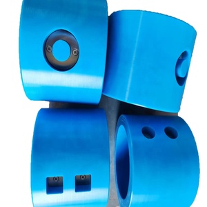 Máquina de Alimentos para Cães de Mastigação Macia, Componentes Centrais do Motor de Pressão para Petiscos de Cães, 2100/hora, Aço Inoxidável - Product Image 2