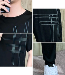 Abbigliamento Sportivo da Uomo, Tute Sportive Senza Logo, T-Shirt Maschile, Top da Palestra, Tuta Liscia, Set con Pantaloni Neri, Moda Innovativa e Chic in Taglia <span class=keywords><strong>S</strong></span> - Product Image 6