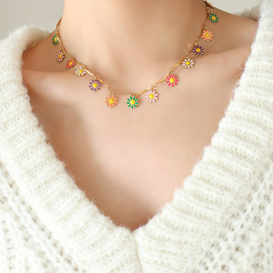 Estilo <span class=keywords><strong>DE</strong></span> LA <span class=keywords><strong>ISLA</strong></span> <span class=keywords><strong>DE</strong></span> Bali Margarita colorida Flor pequeña delicada y fresca Collar con colgante suave y encantador - Product Image 3
