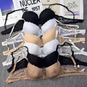 Liquidación de Sujetadores Deportivos Transpirables de Estilos Variados, Tono de Piel Blanco y Negro, Estilo Europeo Americano, Marca Love, Surtido Mixto - Product Image 4