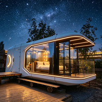 Maison capsule spatiale en structure acier XULV avec zone de cuisine, livraison directe usine