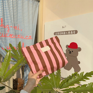 กระเป๋าเก็บของลายทางสีตัดกัน ขนาดใหญ่ น่ารัก พิมพ์โลโก้ได้  กระเป๋าเครื่องสำอาง  กระเป๋าใส่ของ  กระเป๋าคลัทช์ผ้าแคนวาส สำหรับผู้หญิง - Product Image 6