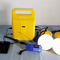 Kit de luz de estación de energía solar portátil con radio de carga móvil TV y ventilador Sistema solar para el hogar