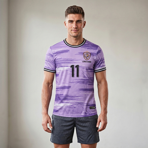 Maillot de football rétro classique, qualité thaïlandaise, maillot de foot personnalisé en mesh, prêt à être expédié, vêtements de sport vintage, tenue d'équipe de club - Product Image 1