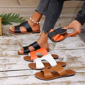 Sandálias Femininas de Verão Tendência da Moda Tamanho Grande Sola de Borracha ao Ar Livre Chinelos Planos de Cor Sólida Casual com Bico Redondo - Product Image 1