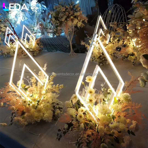 Лидер продаж, светодиодная подставка для свадебного прохода, металлическая Алмазная рамка, Геометрическая светящаяся подставка для свадебного украшения сцены - Product Image 3