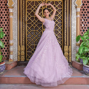 Ropa occidental tradicional Vestido de red bordado de tono a tono pesado para compromiso de fiesta Estilo tradicional indio - Product Image 4