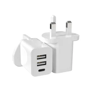 Type-c+2usb High Speed USB multifunction chargers Fast Charging PD power supplies PC Fireproof Material fast chargers